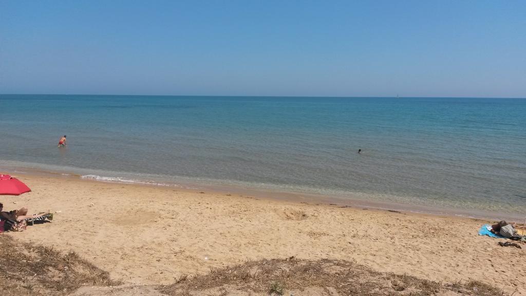 Case Nausica Marina di Ragusa Luaran gambar